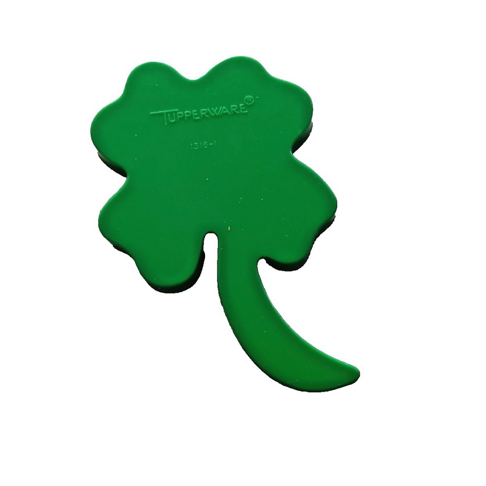 Tupperware Shamrock Cookie Cutter 1316 Green Four Leaf Clover St Patricks Day